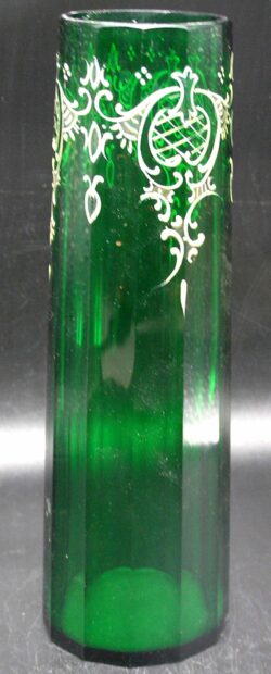 Emerald Green Faceted/Cut/Polished 12-sided Glass Vase w Moriage - Bohemia? - Image 9