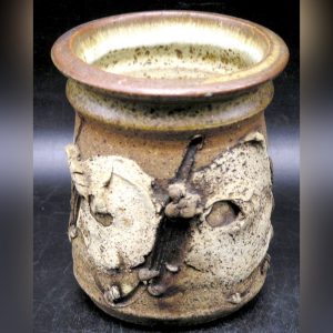 Studio Art Pottery "Clay House Calgary, Alta" Neil Liske - Canadian Real Estate Assoc, 1983
