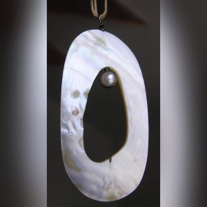 Hand-crafted Necklace - Mother of Pearl Clam Shell and Pearl pendant