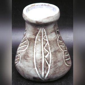 Vintage Small Art Pottery Vase, Incised Leaves, Annalise Wade - Signed ADW Canada